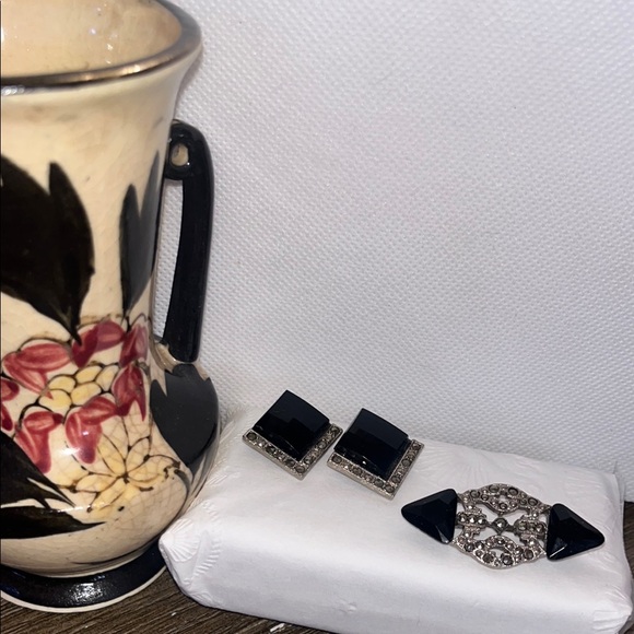 Jewelry - VTG 1928 Silver Faceted Black Rhinestone Marcasite Clip-on Earrings and Brooch